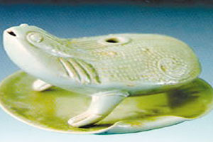 江南国宝传奇三足蟾蜍水盂