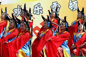 多彩的民族节日雪顿节