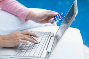 丁天生、李海燕介绍网上银行和中银卡