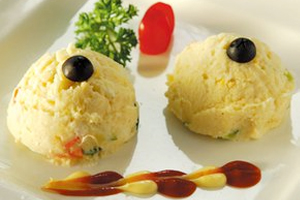 王昊 PK 艾德里安·威乐（中）