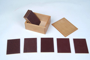 蒙台梭利触觉板感官教学法