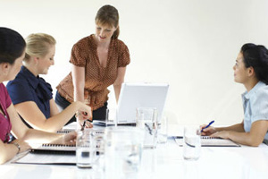 关爱【她】暨飞马旅女性创业聚第三期新蜂女子