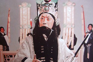 马连良风雨回归路（上）