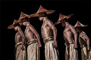 外婆的歌谣—苗族舞蹈诗《巫卡调恰》