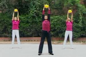 中老年健身操按摩球健身操（下）